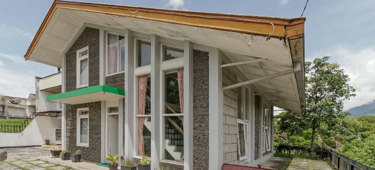 RedDoorz Near Jam Gadang Syariah Bukit Tinggi图片