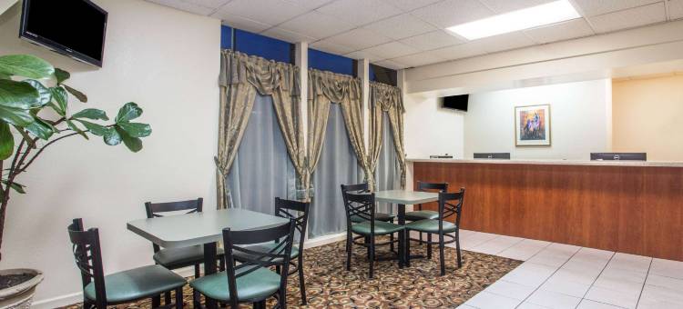 奥卡拉北戴斯酒店(Days Inn by Wyndham Ocala North)图片