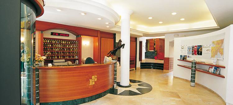 拿坡里 LHP 宫殿及 SPA 酒店(LHP Napoli Palace & Spa)图片