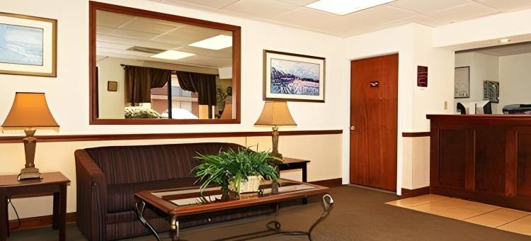 福特摩尔伊克诺旅馆及套房(Econo Lodge Inn & Suites Columbus Near Fort Benning)图片