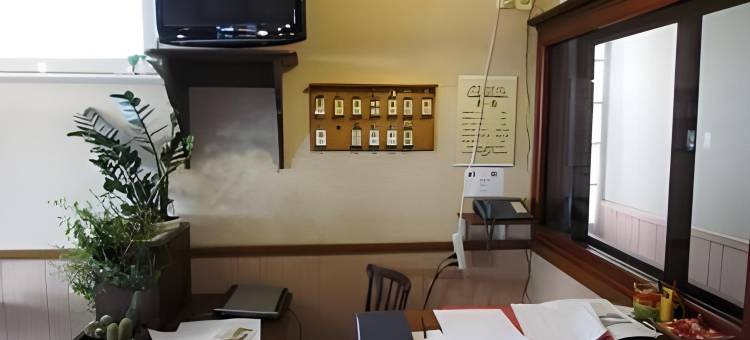 劳斯塔尔酒店(Logis Hôtel Restaurant l'Oustal)图片