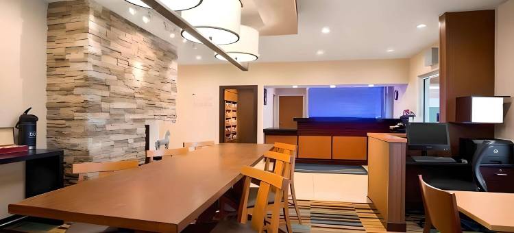 迪比克旅馆&套房(Dubuque Inn & Suites)图片