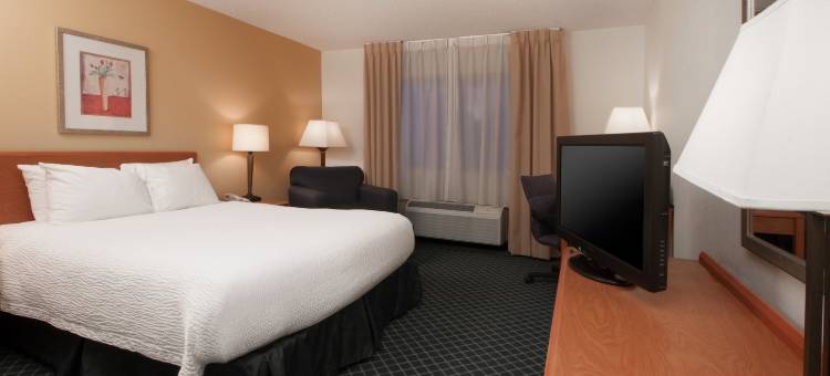 库恩拉匹兹呗盟温德姆酒店(Baymont by Wyndham Coon Rapids)图片