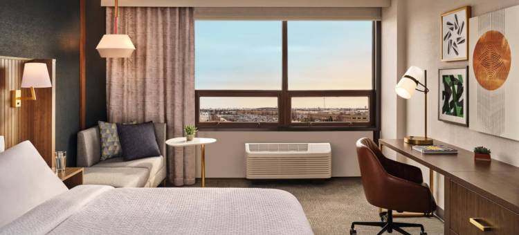 伦敦南假日酒店及套房(Holiday Inn & Suites London South by IHG)图片