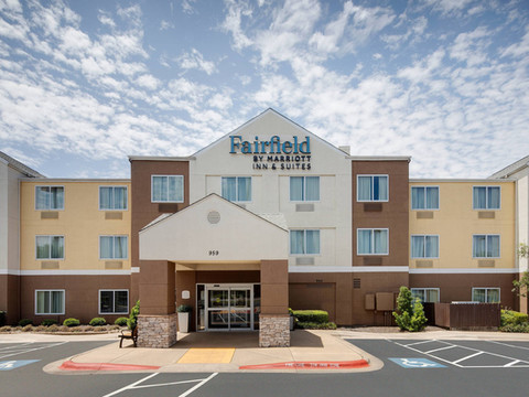 奥斯汀-大学区万枫酒店及套房