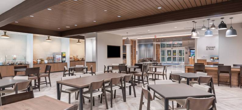 休斯敦纪念城地区万枫酒店及套房(Fairfield Inn & Suites Houston Memorial City Area)图片