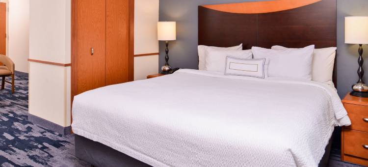 罗利达勒姆机场/布莱尔克里克万枫酒店(Fairfield Inn & Suites Raleigh-Durham Airport/Brier Creek)图片