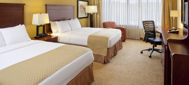 费耶特维尔希尔顿逸林酒店(DoubleTree by Hilton Hotel Fayetteville)图片