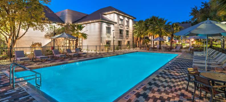 盖恩斯维尔希尔顿逸林酒店(Doubletree Gainesville)图片