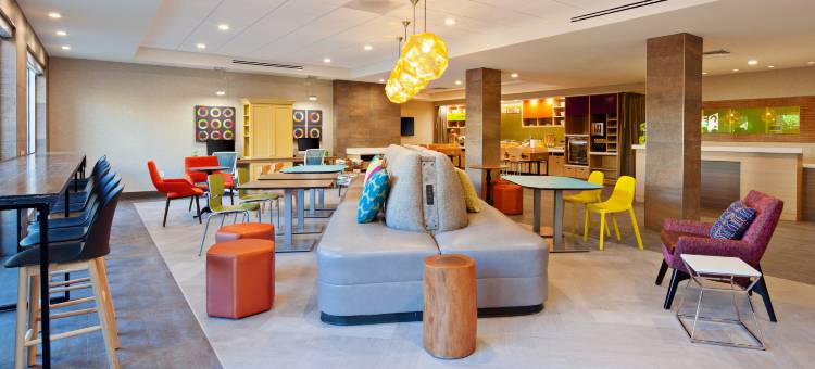 阿拉梅达奥克兰机场希尔顿惠庭酒店(Home2 Suites by Hilton Alameda Oakland Airport)图片