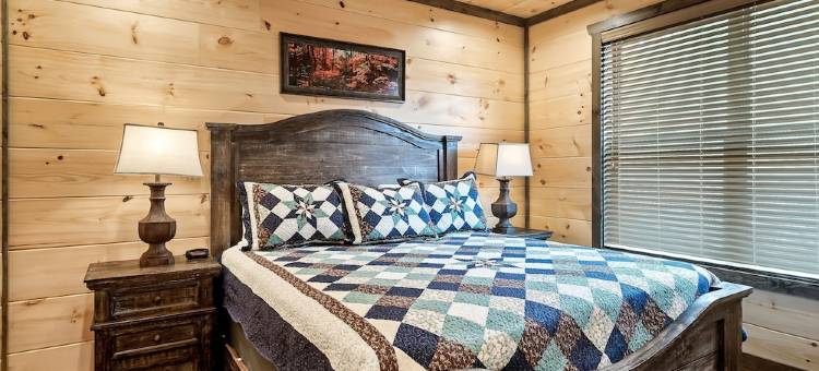 超大泳池景观小屋-最后时刻优惠！(Huge Pool Cabin with Spectacular Views - Last Minute Discounts!)图片
