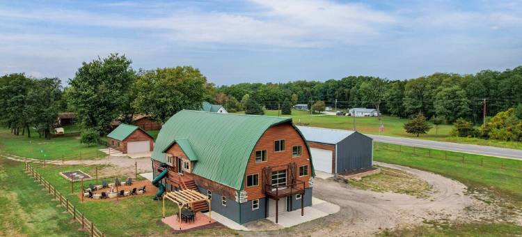 Barnhouse! 2 Pools, 9 Hole Mini-Golf Course, Indoor Park, Movie Theater, Arcade图片