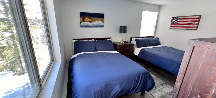 Mt. Crested Butte first-floor condo - Pool & Hot Tub - Walk or bus to ski base图片