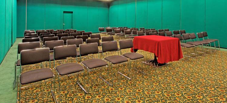 墨西哥城佩里诺特温德姆华美达酒店(Ramada by Wyndham Ciudad de Mexico Perinorte)图片