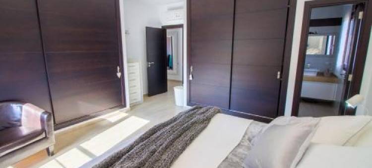 Soleado Chalet Con Piscina, Wifi y A/C图片