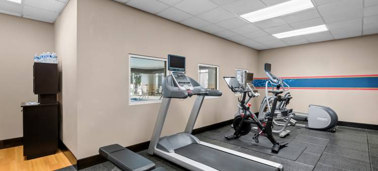 夏洛特机场欢朋套房酒店(Hampton Inn & Suites Charlotte-Airport)图片