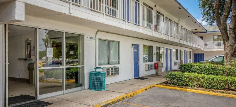 孔洛6号汽车旅馆(Motel 6 Conroe, TX)图片