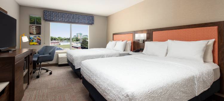 希尔顿汉普顿酒店格林湾体育场(Hampton Inn by Hilton Green Bay Stadium)图片