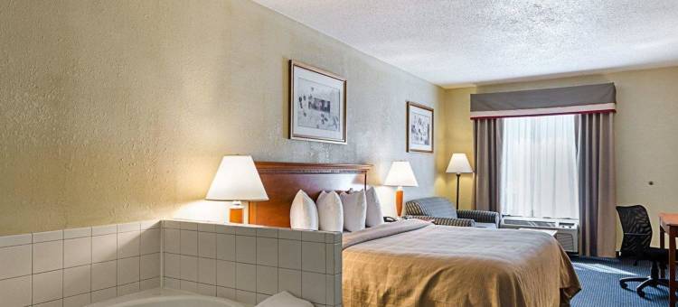 特劳特维尔凯艺酒店-罗阿诺克北(Quality Inn Troutville - Roanoke North)图片