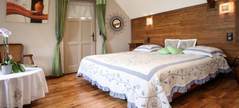 戈里萨多 - 格蓝迪尔农场酒店(Lo Gorissado - la Ferme du Glandier)图片