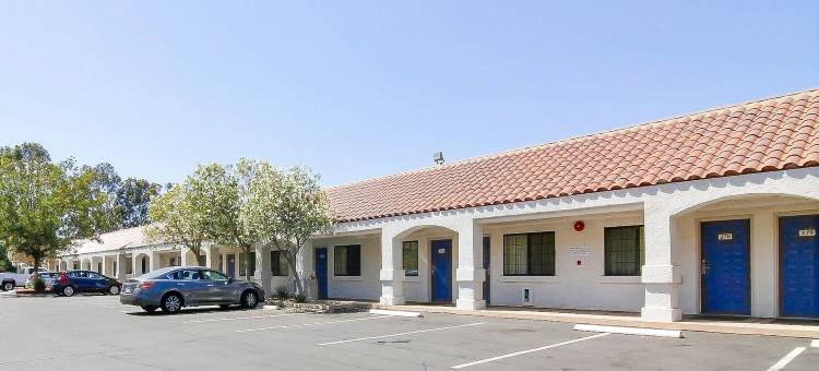 千橡树南6号汽车旅馆(Motel 6 Thousand Oaks, CA)图片