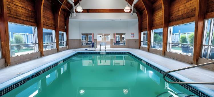 AmericInn by Wyndham Omaha Near Zoo(The Inn & Suites Omaha Near Zoo)图片