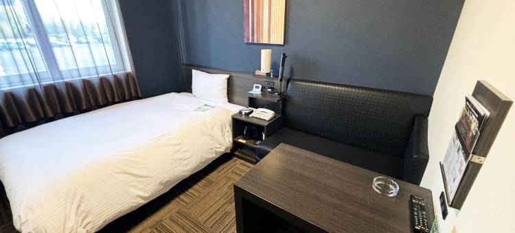 露樱酒店大阪和泉-岸和田和泉交流道口店(Hotel Route Inn Osaka Izumi -Kishiwada Izumi Inter-)图片