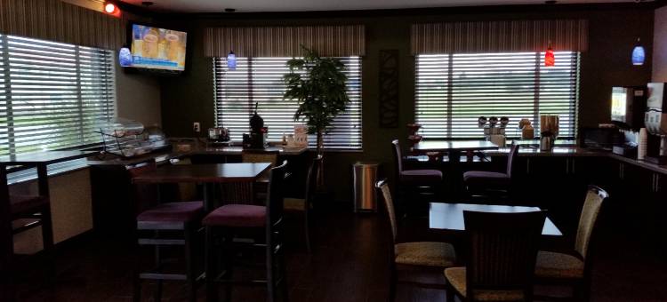 得克萨斯比维尔 6 号开放式公寓酒店(Studio 6 Beeville, TX)图片