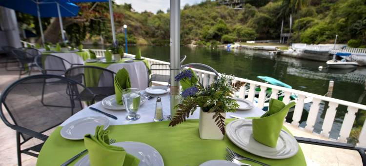 德贝哈尔特可思奎腾旅馆(Villa Bejar Tequesquitengo)图片