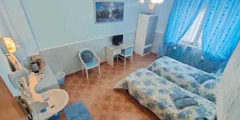 塞雷內拉酒店