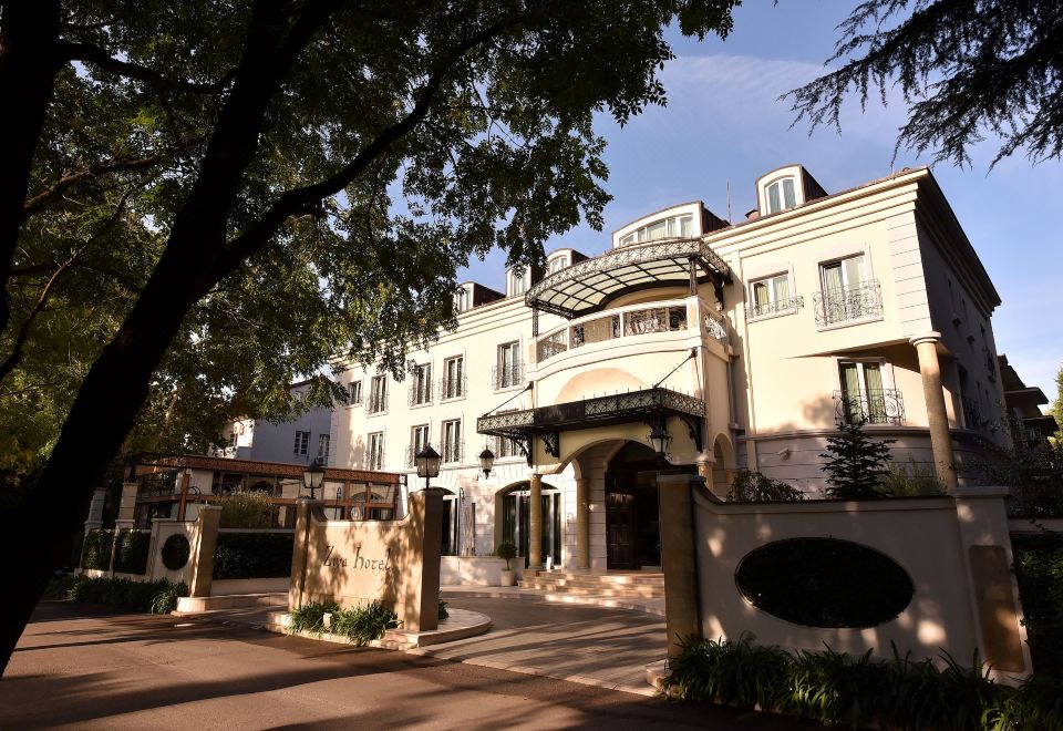 Hotel Ziya Hotel Overview