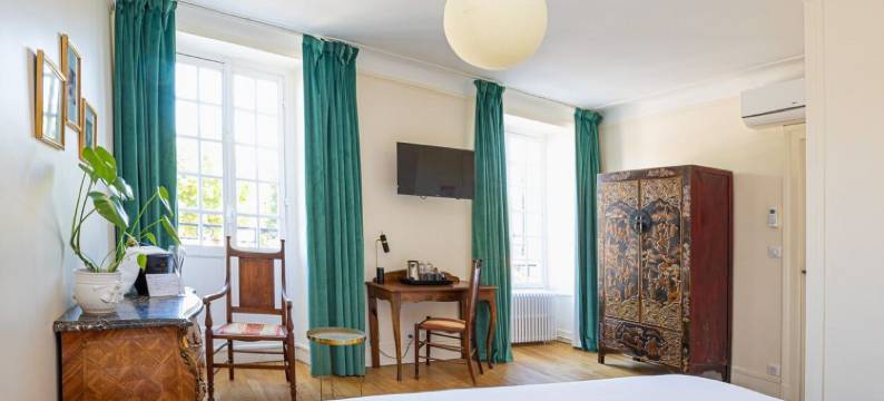 德拉波斯特埃杜里昂多里酒店(Hôtel Restaurant de La Poste & du Lion d'or)图片