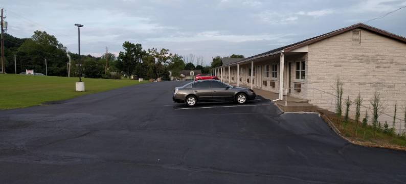 派恩格罗夫骑士酒店(Knights Inn Pine Grove)图片