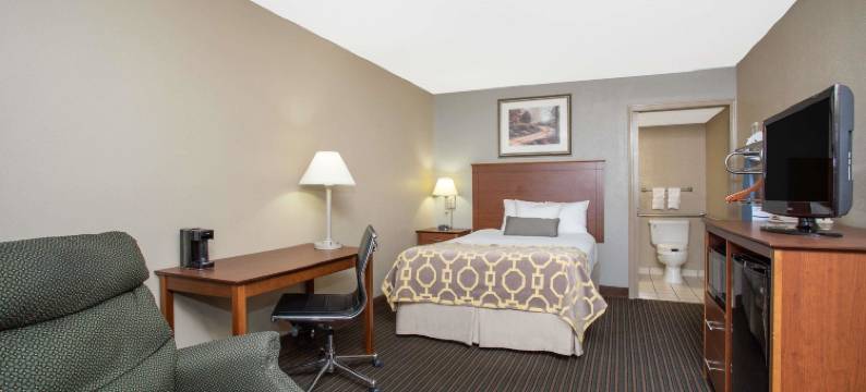 海斯温德姆呗盟套房酒店(Baymont by Wyndham Hays)图片