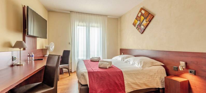 罗吉思酒店(Logis Hotel Center)图片