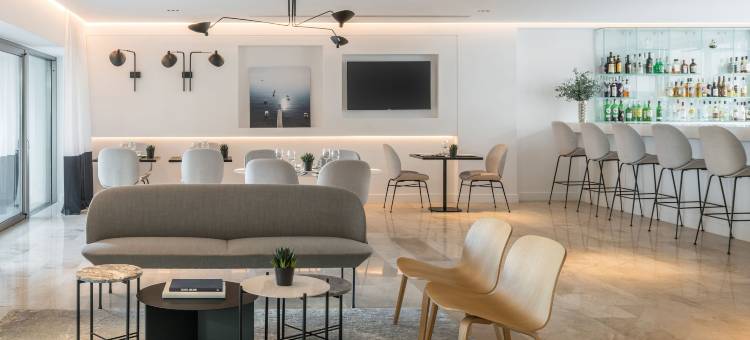 艾默瑞莉雅酒店(Amarilia Hotel)图片