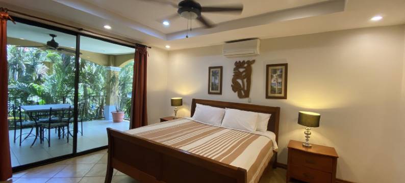 蒙特卡罗豪华公寓(Monte Carlo Luxury Condominiums)图片