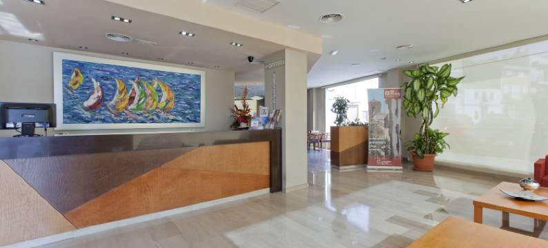 奥林匹亚朗达 II 酒店(Hotel Olympia Ronda II)图片