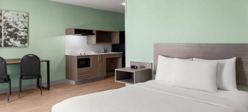 ECHO 套房长住酒店 by Wyndham 印第安纳波利斯 AmeriPlex(Echo Suites Extended Stay by Wyndham Indianapolis AmeriPlex)图片