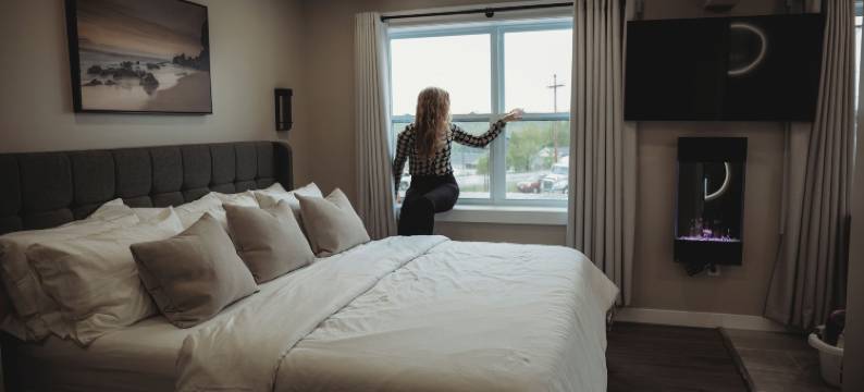 河滨套房公寓(Riverside Suites)图片