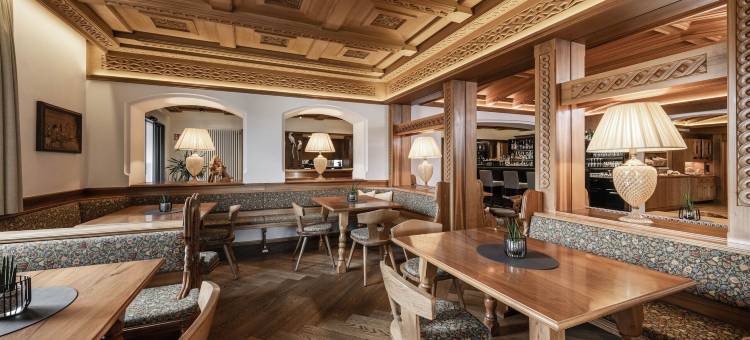 卡斯特尔鲁斯别墅酒店(Hotel Villa Kastelruth)图片