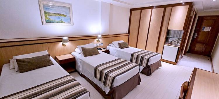 里阿勒维拉马尔科帕卡巴纳酒店(Riale Vilamar Copacabana)图片