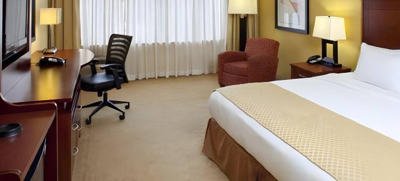 费耶特维尔希尔顿逸林酒店(DoubleTree by Hilton Hotel Fayetteville)图片