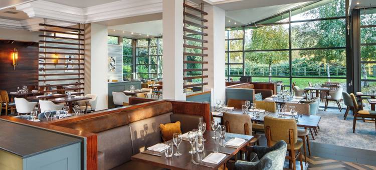 切尔滕纳姆契斯水疗酒店(Cheltenham Chase Hotel & Spa)图片