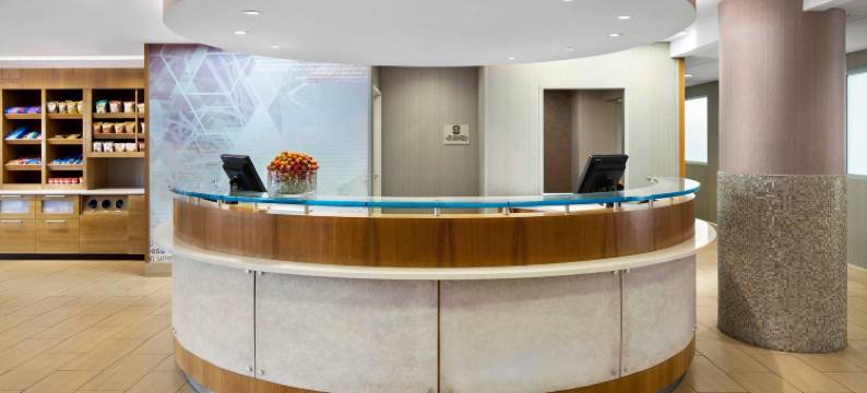 费拉格尔斯塔夫万豪SpringHill酒店(SpringHill Suites Flagstaff)图片