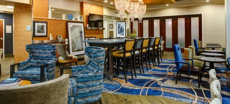 密西西比哥伦布欢朋套房酒店(Hampton Inn & Suites Columbus)图片