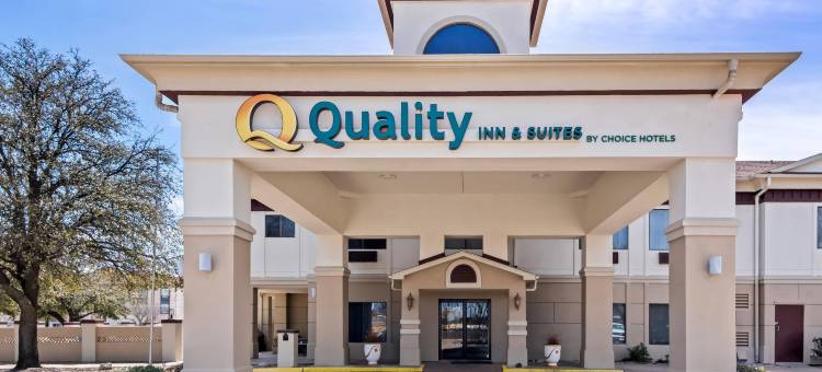 格兰伯里凯艺套房酒店(Quality Inn & Suites Granbury)图片