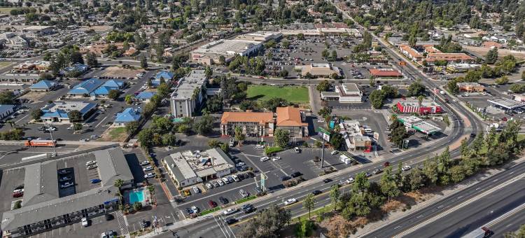 Hillstone Inn Tulare, Ascend Hotel Collection图片
