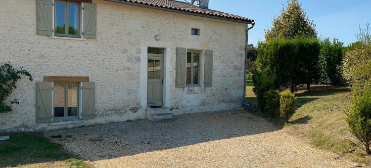 Villa in France with Private Pool and Garden图片