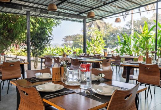 Atmaveda Riverside Homestay Hotel Overview